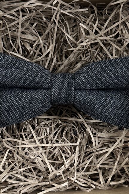 The Olive Green Knitted Bow Tie