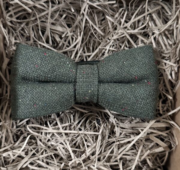A moss green wool pre tied bow tie