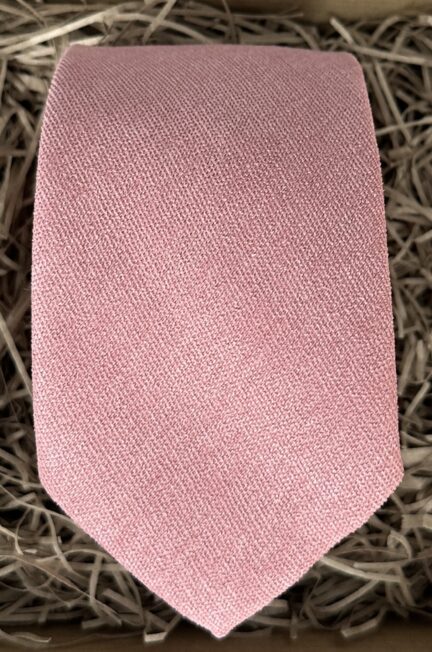 A photo of a dusky peony pink brushed cotton tie