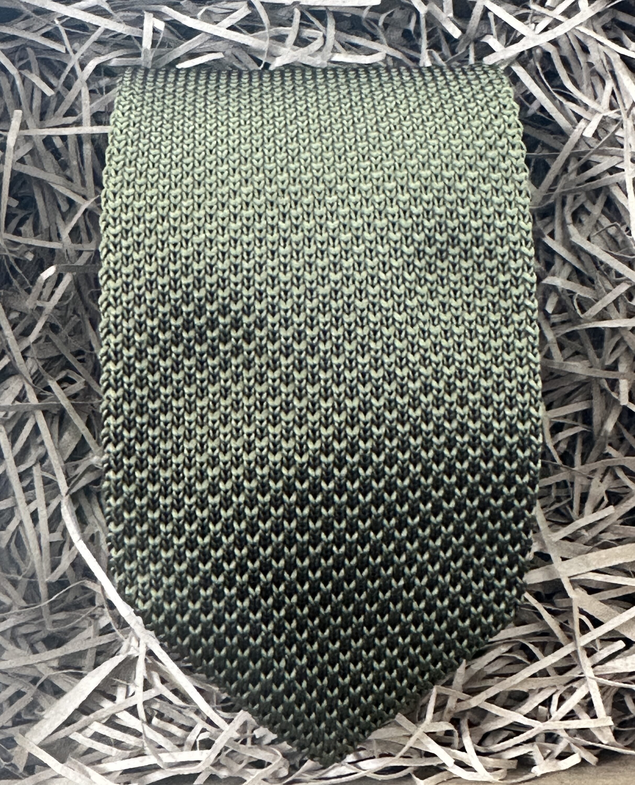 Green knitted mens tie ideal for groomsmen